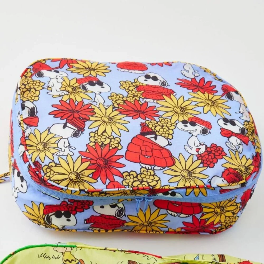 NWOT Baggu Packing Cube Medium - Floral Snoopy (Peanuts) - Picture 2 of 3